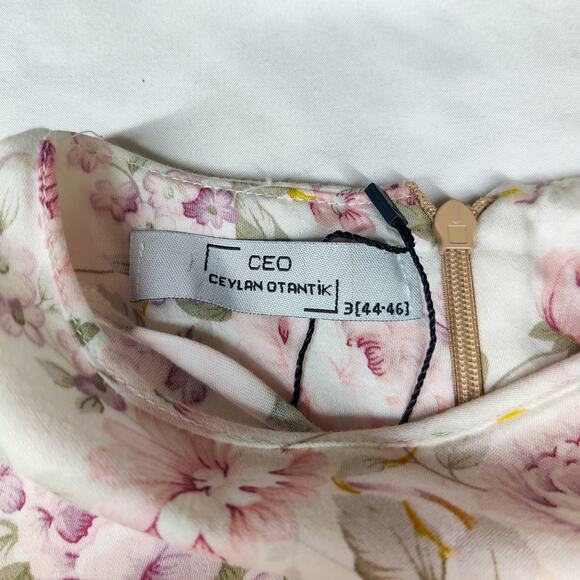 Floral Long Sleeve Midi Dress - Picture 6 of 9